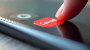 Jak aktywować i skonfigurować kartę eSIM w iPhone? Instrukcja krok po kroku